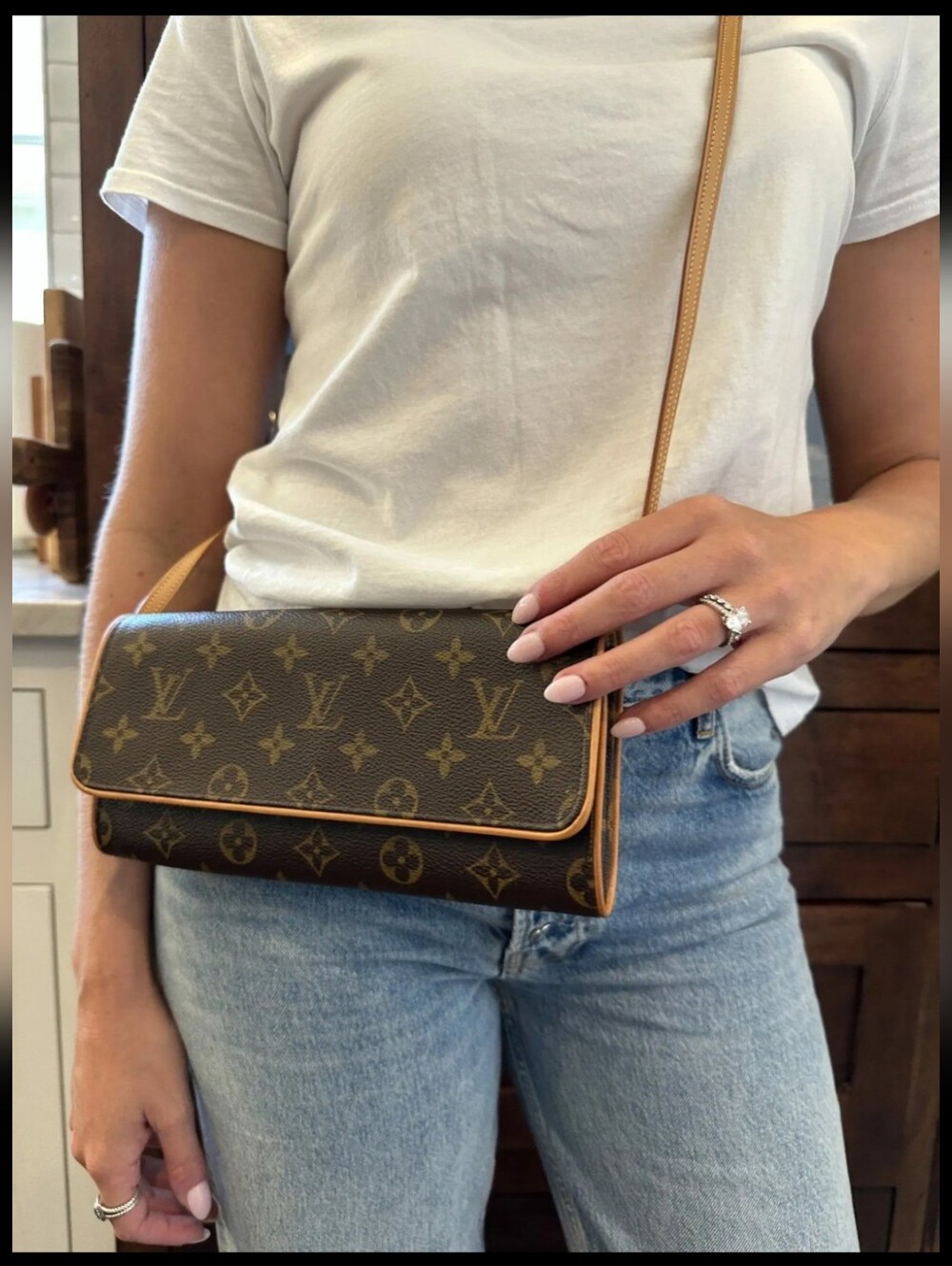 Authenticated Vintage ✨ Louis Vuitton Pochette Twin GM Monogram Shoulder Bag